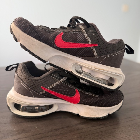 Nike Big Kids Air Max INTRLK Lite Casual Sneakers‎ from Finish Line Size 1,5Y - Picture 7 of 8